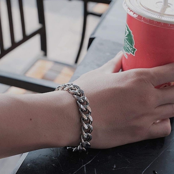 Miami cuban link bracelet with iced out clasp Men - Picture 3 of 4